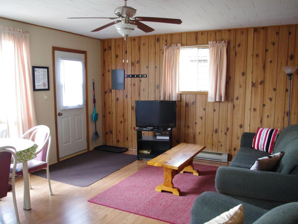 Sunbeam Bungalows Callander Room photo